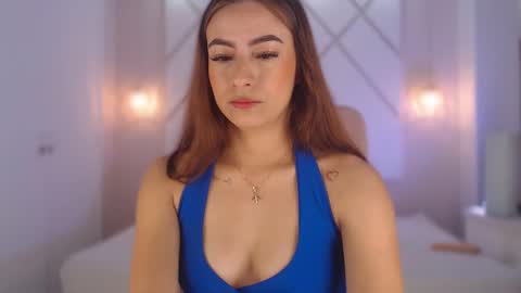 Snapshot of isabella__shine chatting on 09.12.25 Isa online show from 09.12.25