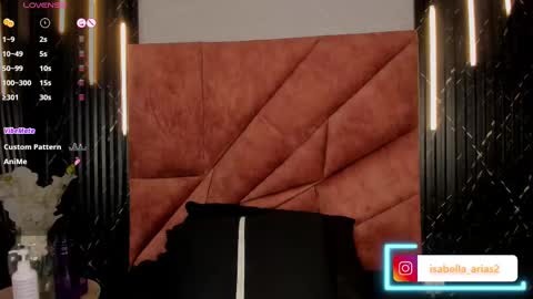 Isabella Arias online show from 02.15.25