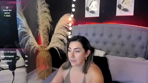   online show from 03.05.25