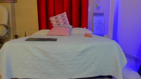 isabella montez online show from 12.17.24