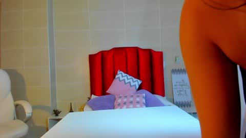 isabella montez online show from 12.22.24