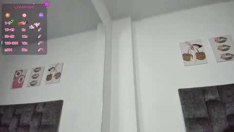 Snapshot of isabella_moon9 chatting on 06.02.26 Isabella Moon9 online show from 06.02.26