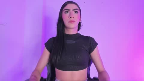 Snapshot of isabella_moon9 chatting on 06.20.26 Isabella Moon9 online show from 06.20.26