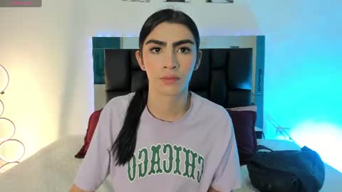 Snapshot of isabella_moon9 chatting on 07.14.26 Isabella Moon9 online show from 07.14.26