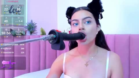 Isabella  online show from 10.17.25