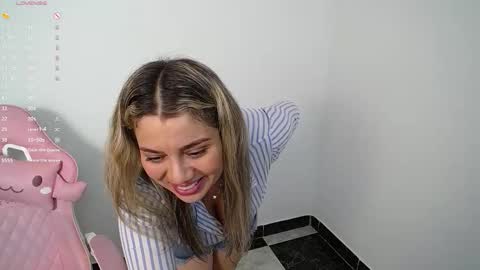 Snapshot of isabella_wish1 chatting on 02.20.26 isabella_wish1 online show from 02.20.26