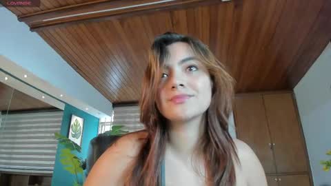 Isabella  Everyday From 0530 to 1430 Col Time online show from 10.11.25