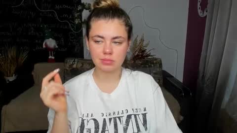 isabellabler online show from 12.15.25