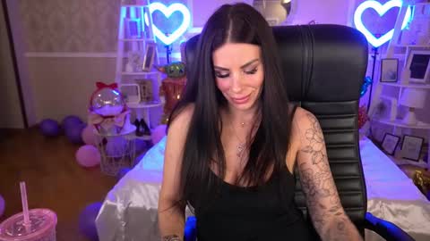 Marina online show from 02.10.25