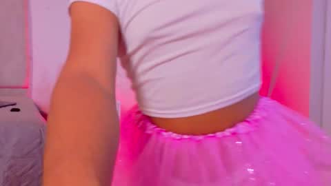 Snapshot of isabellaho1317 chatting on 11.14.25 Isabella online show from 11.14.25