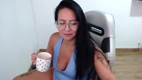 Snapshot of isabellaobregon2 chatting on 02.19.26 Isa online show from 02.19.26