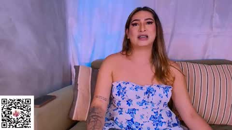 Snapshot of isabellas_smith chatting on 11.14.25 Martina IG martissmith01 online show from 11.14.25