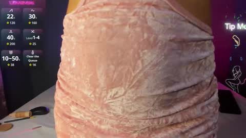 Snapshot of isabellaspencer chatting on 09.23.25 Isabella online show from 09.23.25