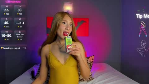 Snapshot of isabellaspencer chatting on 10.18.25 Isabella online show from 10.18.25