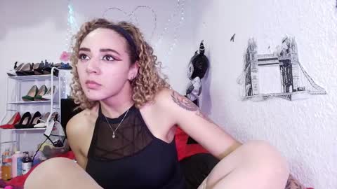 isabelle_sara online show from 03.26.26