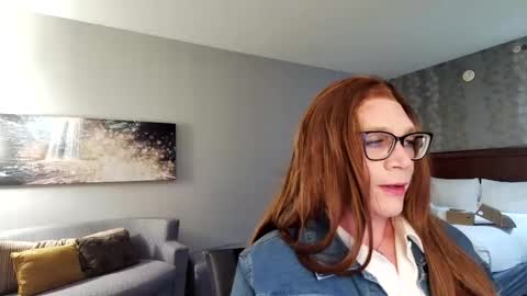 isabelleacd79256973 online show from 04.22.26