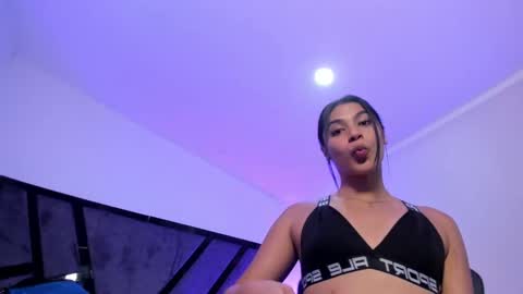 Isa online show from 09.12.25