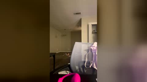 Snapshot of isabellenoela93 chatting on 03.22.26 isabellenoela93 online show from 03.22.26