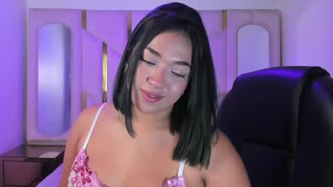 Snapshot of isabellrodriguez18 chatting on 05.14.26 isabellrodriguez18 online show from 05.14.26