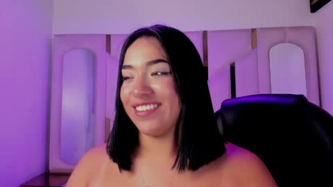 Snapshot of isabellrodriguez18 chatting on 05.15.26 isabellrodriguez18 online show from 05.15.26