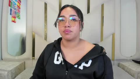 Snapshot of isabellrodriguez18 chatting on 07.14.26 isabellrodriguez18 online show from 07.14.26