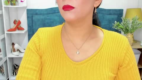 Isabel online show from 05.14.26