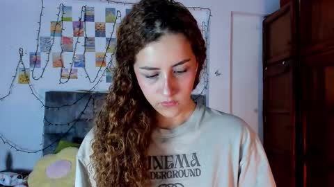 Snapshot of isangel_ chatting on 02.10.26 Isabela online show from 02.10.26