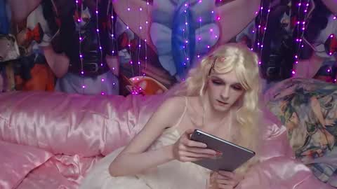 Sele online show from 12.04.25