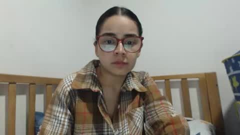 Snapshot of isemma chatting on 02.03.26 Emma online show from 02.03.26