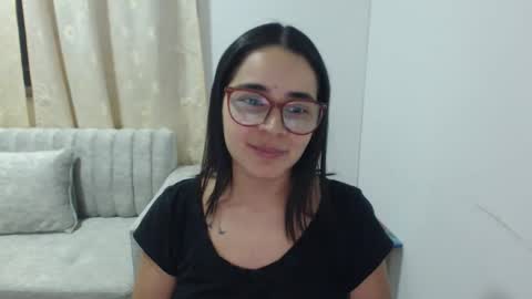 Snapshot of isemma chatting on 02.20.26 Emma online show from 02.20.26