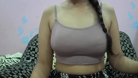 Snapshot of ishika_singh_ chatting on 07.27.26 ishika_singh_ online show from 07.27.26