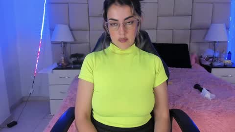 Pauli online show from 12.24.24