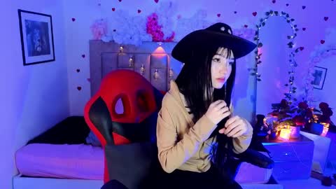 Isla Rosee18 online show from 04.02.26