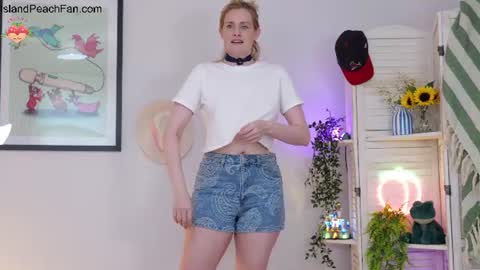 Lou  Peaches online show from 06.19.26