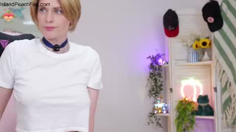 Lou  Peaches online show from 07.05.26
