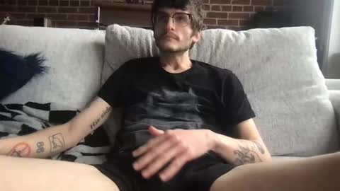 Snapshot of isocialmedia chatting on 01.07.26 isocialmedia online show from 01.07.26