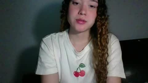 Snapshot of issa30213 chatting on 12.15.25 Issa online show from 12.15.25