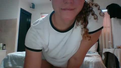 Snapshot of issa30213 chatting on 04.12.26 Issa online show from 04.12.26