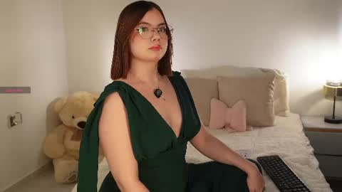 Snapshot of issa_baby_ chatting on 06.30.26 issa baby online show from 06.30.26