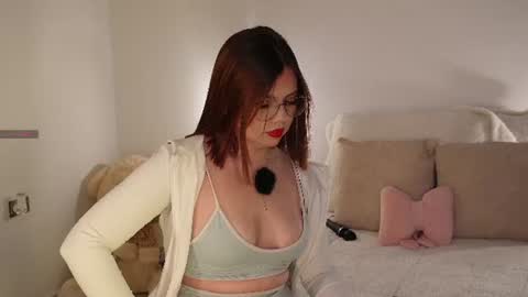 Snapshot of issa_baby_ chatting on 07.22.26 issa baby online show from 07.22.26