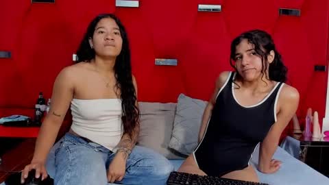 issa_blue online show from 07.08.26