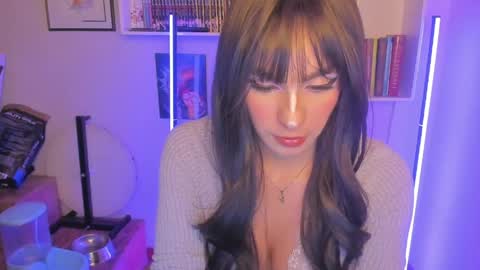 INSTAGRAM issabella18   TWITTER issa latin online show from 05.02.26