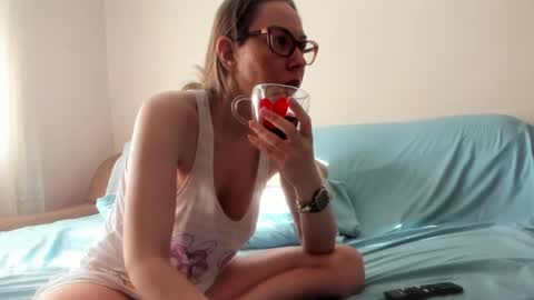 Snapshot of issabelle_69 chatting on 04.30.26 Issabelle online show from 04.30.26