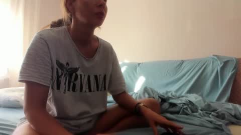 Snapshot of issabelle_69 chatting on 07.06.26 Issabelle online show from 07.06.26