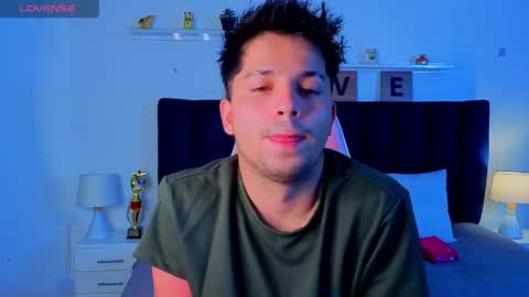 Issac online show from 04.15.26