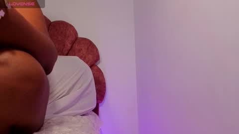 issamar online show from 11.30.25