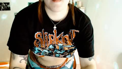 Yiz online show from 12.07.24