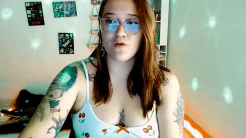 Yiz online show from 02.22.25