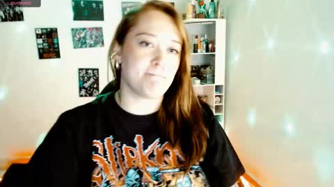 Yiz online show from 02.24.25