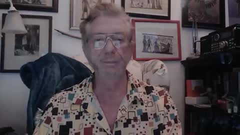 Snapshot of isubmissiveslut chatting on 03.22.26 ImYourBitch online show from 03.22.26